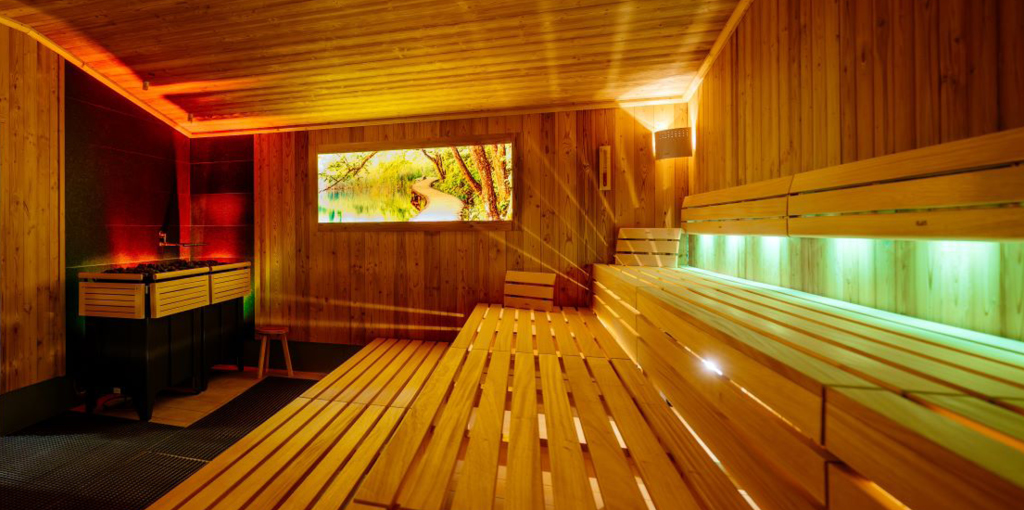 Holzvert&auml;felte Saunakabine