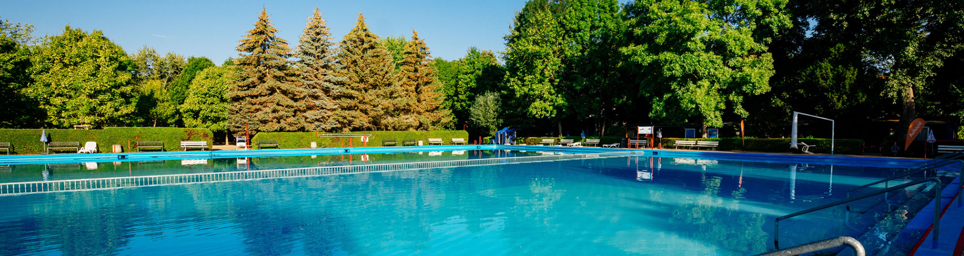 Mehrzweckbecken Freibad Möbisburg
